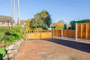 Photo 1- click for photo gallery